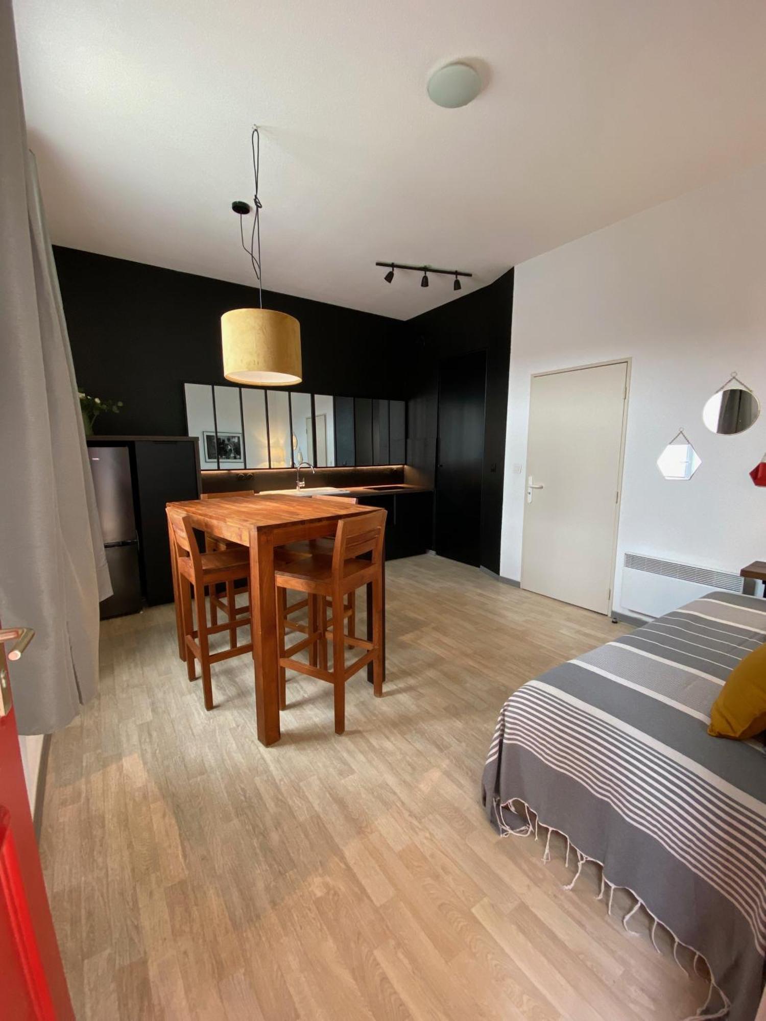 Appartements Soulac - Hyper Centre Et Plage Exterior photo